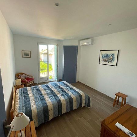 Le Gabian, Duplex Proche Plage Et Centre Санари-сюр-Мер Екстериор снимка
