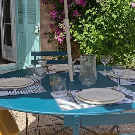 Le Gabian, Duplex Proche Plage Et Centre Санари-сюр-Мер Екстериор снимка