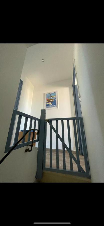 Le Gabian, Duplex Proche Plage Et Centre Санари-сюр-Мер Екстериор снимка