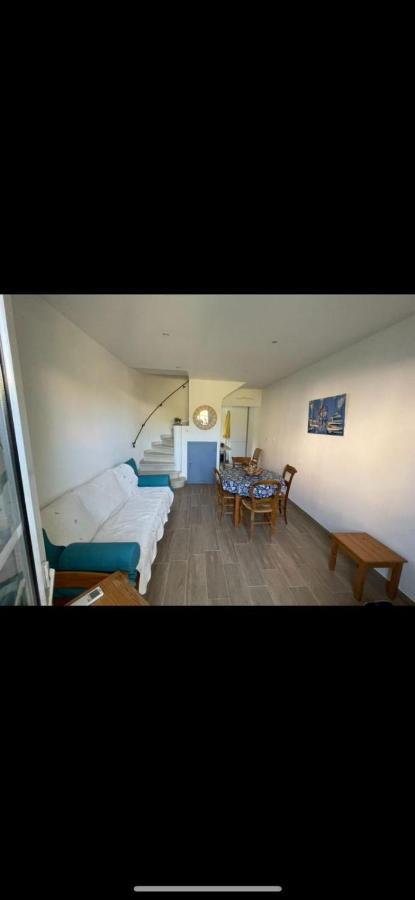 Le Gabian, Duplex Proche Plage Et Centre Санари-сюр-Мер Екстериор снимка