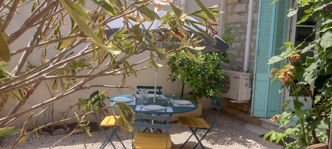 Le Gabian, Duplex Proche Plage Et Centre Санари-сюр-Мер Екстериор снимка